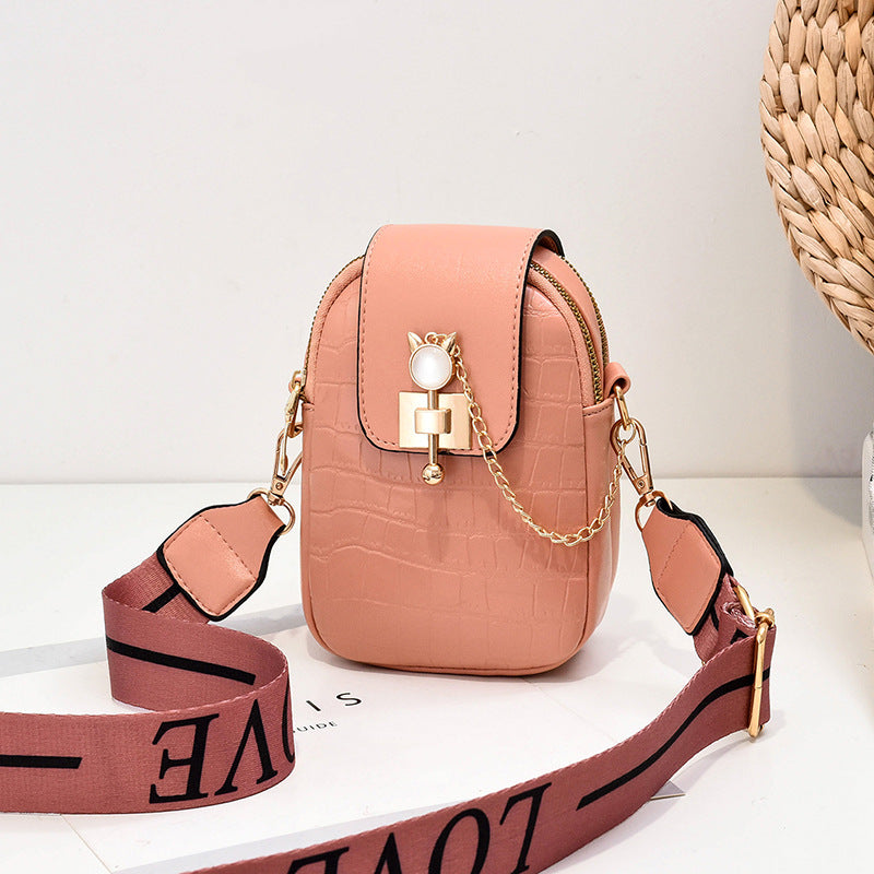 Diagonal Wide Shoulder Strap Small Messanger Bag