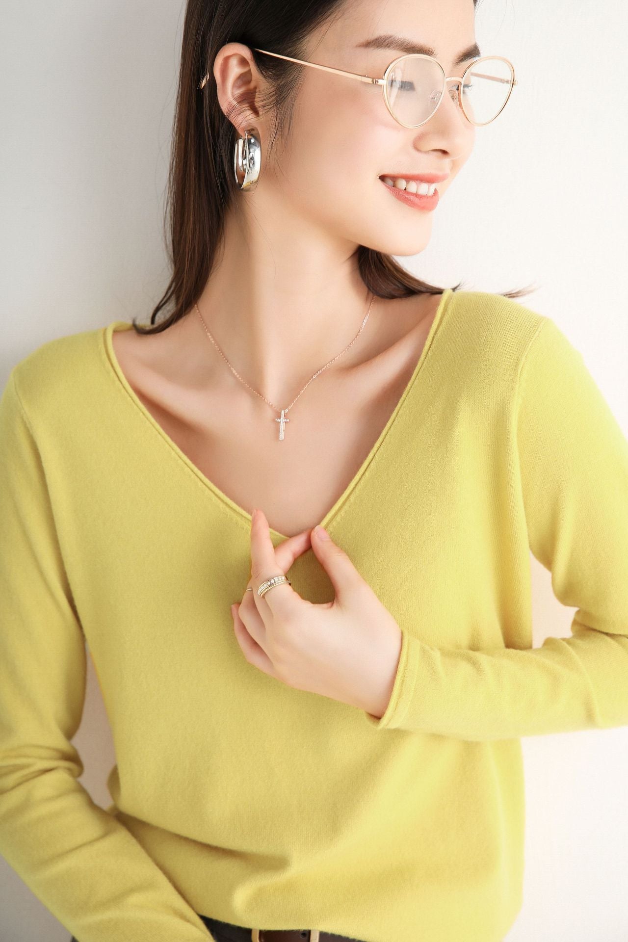 V-Neck Loose Sweater Women Long Sleeve Solid Color