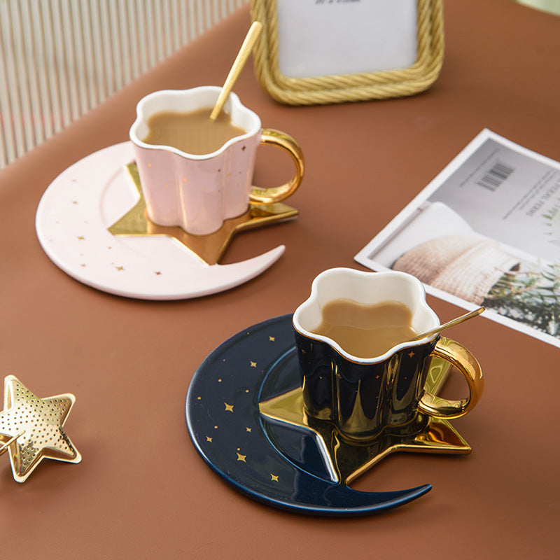 Tasse en céramique créative avec soucoupe étoile et lune